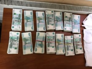 Понад 3-х млн рублів хотіли пронести українці через кордон до Росії