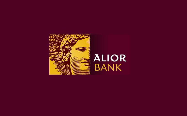 ПриватБанк та AliorBank відкрили можливість вигідних Swift переказів з Польщі в Україну