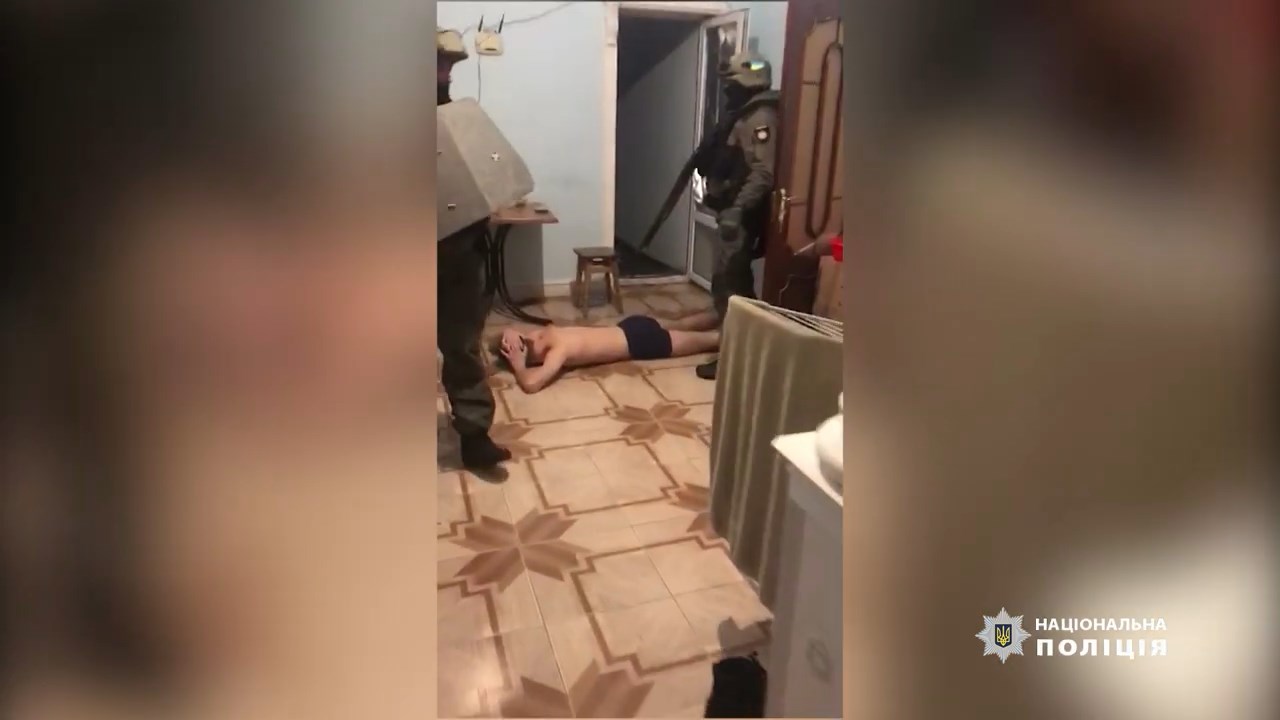 На Київщині затримали банду наркозбувачів метадону